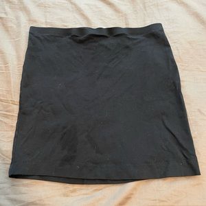 Women’s Basic Black Skirt